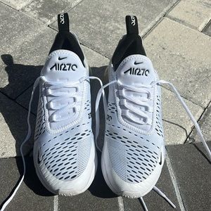 Nike Air Max 270